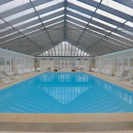 6-Person Apartment With Swimming Pool Tennis Court And Free Parking 25 Le Touquet Buitenkant foto