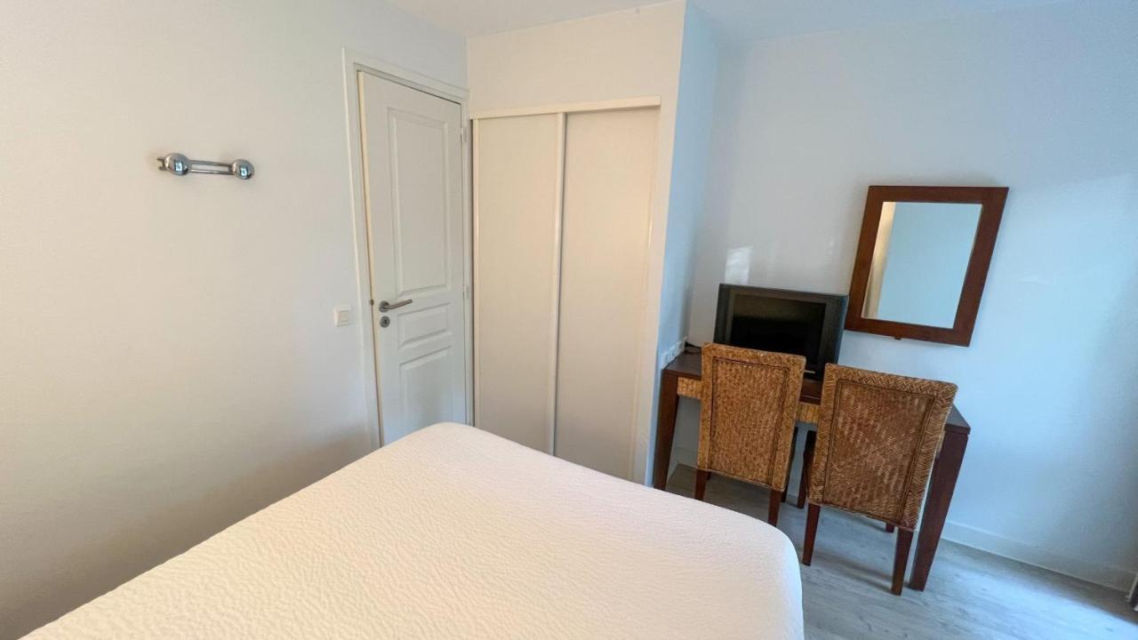 6-Person Apartment With Swimming Pool Tennis Court And Free Parking 25 Le Touquet Buitenkant foto