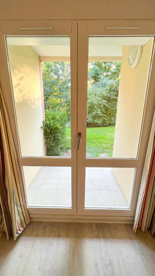 6-Person Apartment With Swimming Pool Tennis Court And Free Parking 25 Le Touquet Buitenkant foto