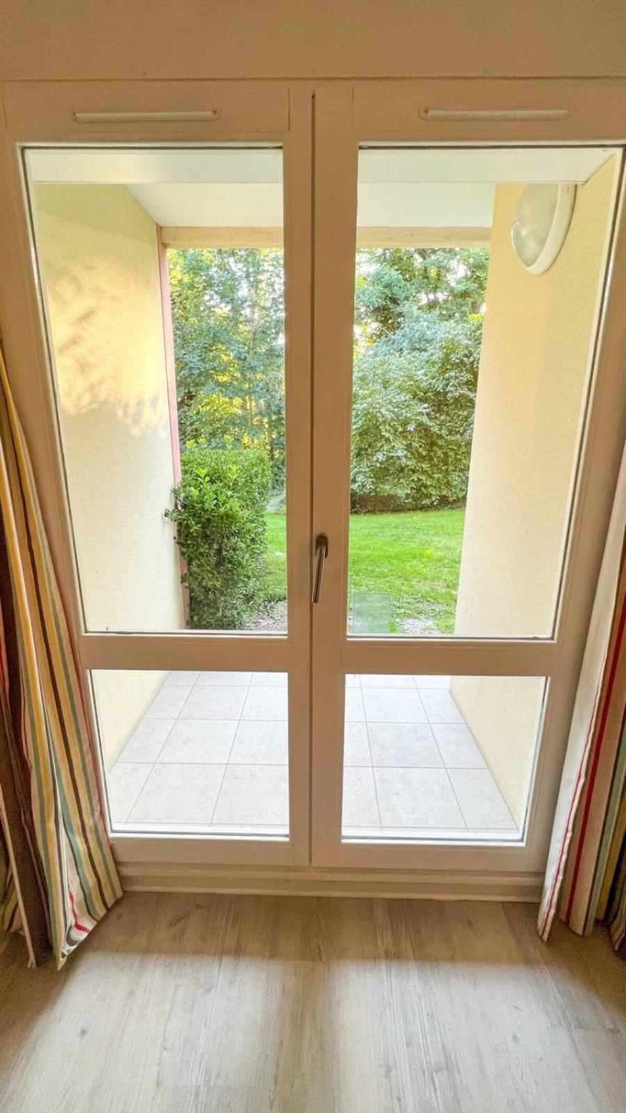 6-Person Apartment With Swimming Pool Tennis Court And Free Parking 25 Le Touquet Buitenkant foto