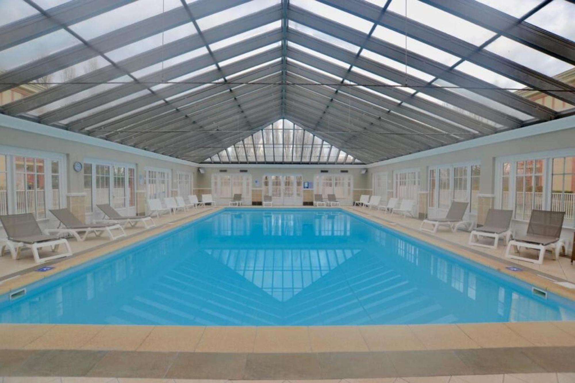 6-Person Apartment With Swimming Pool Tennis Court And Free Parking 25 Le Touquet Buitenkant foto